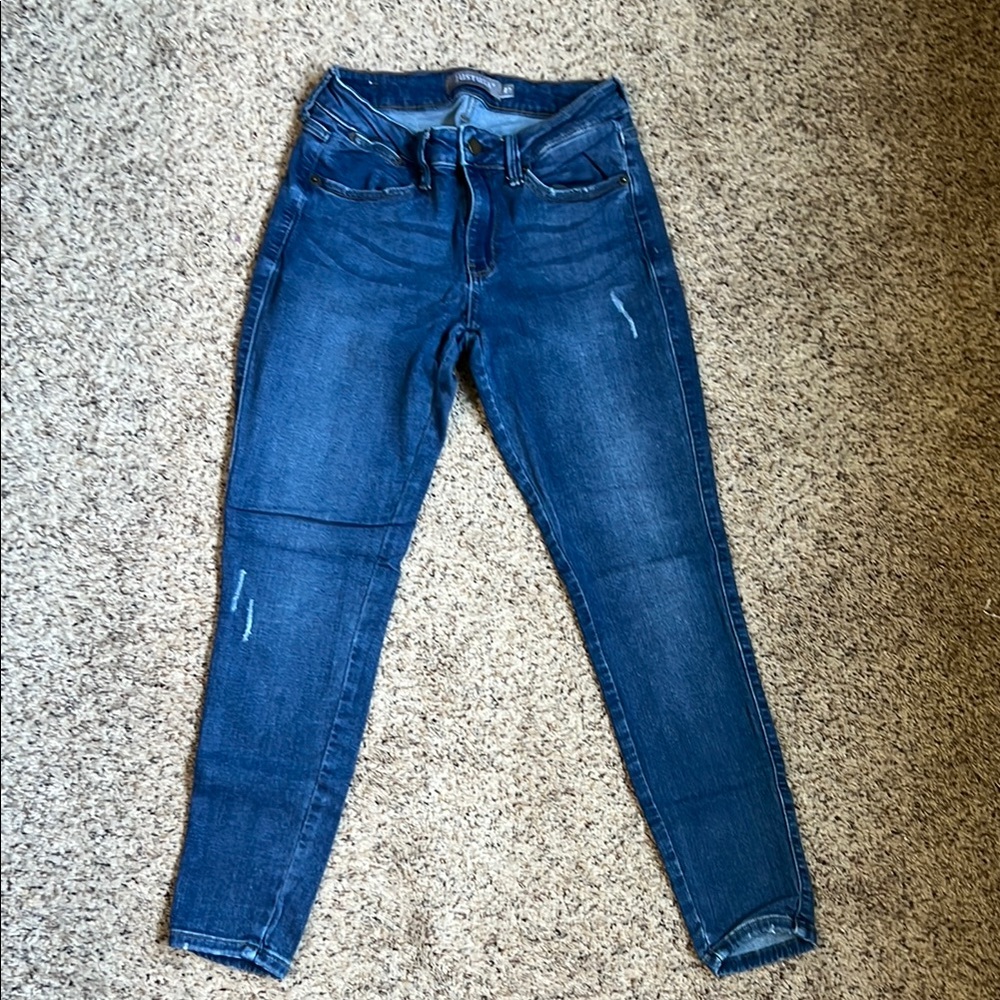 Just USA Skinny Blue Jeans with Distressed Detailing